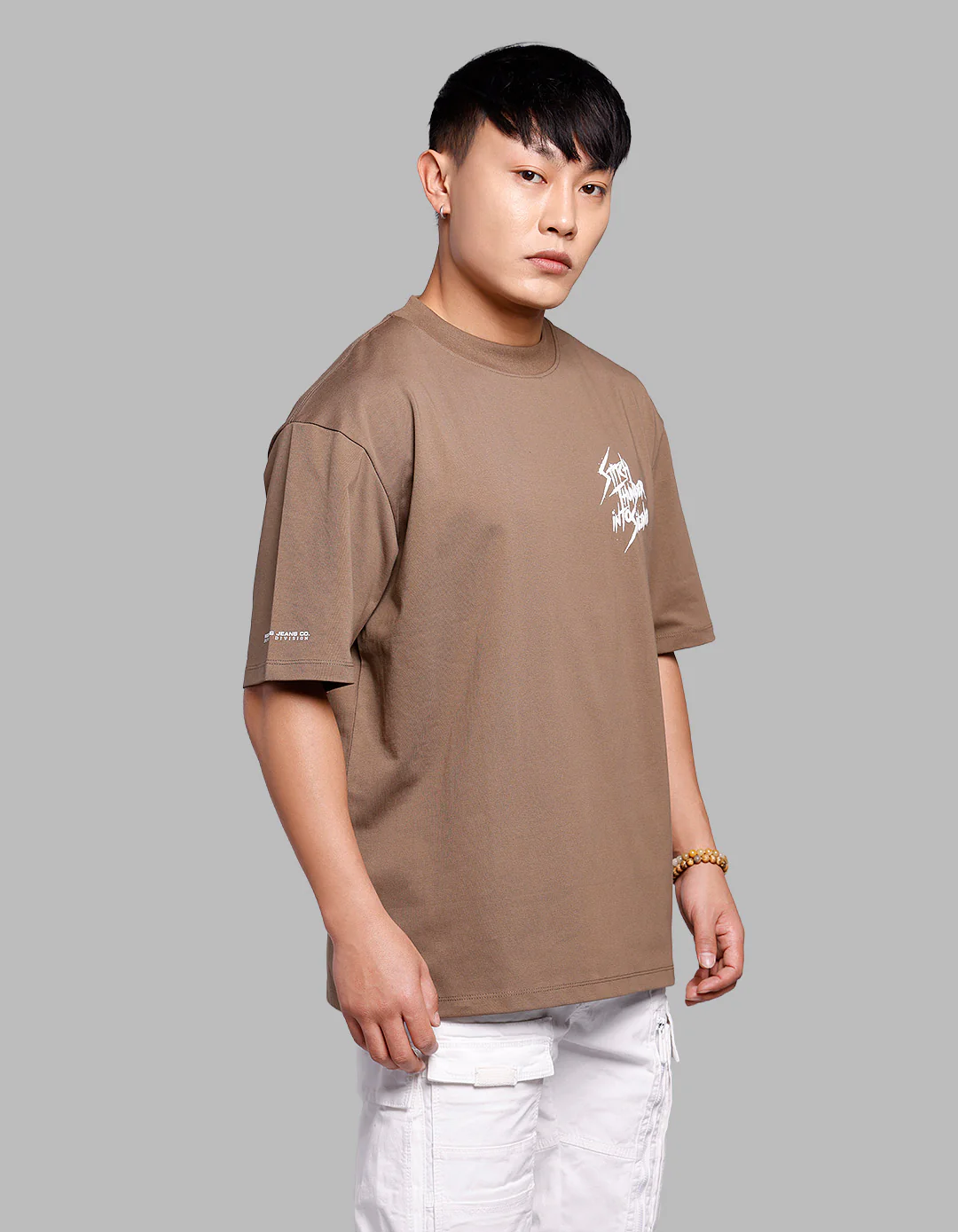 Bean Half Sleeves Oversize Tee - Image 4