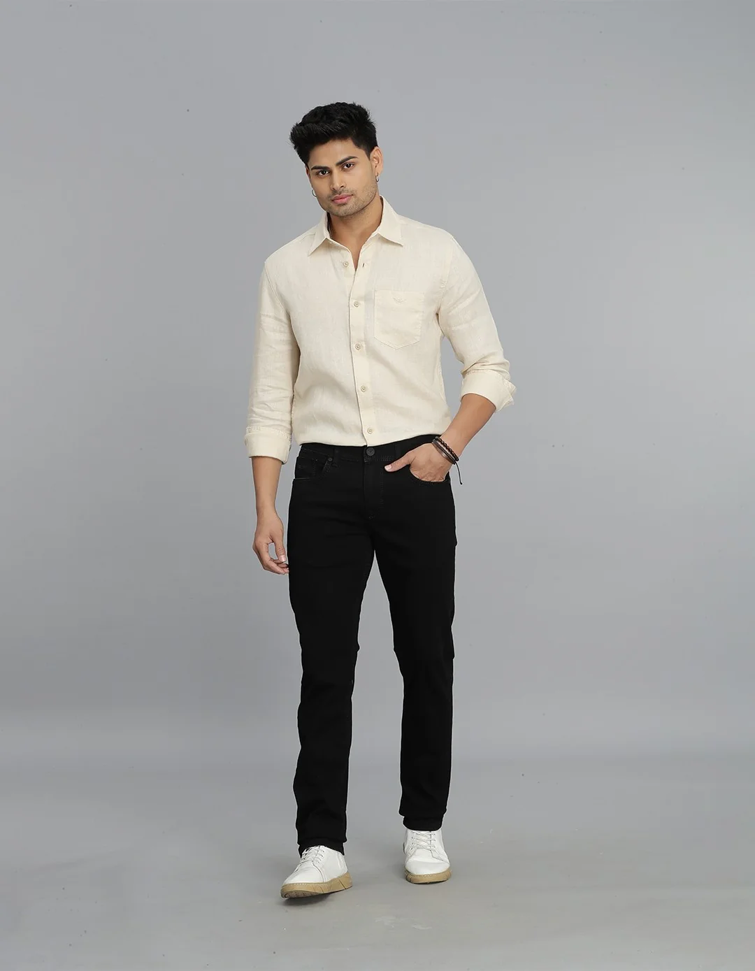 Black 5 Pocket Mid-Rise Slim Straight Fit Jeans - Image 2