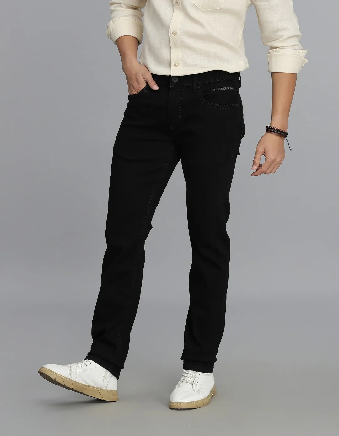 Black 5 Pocket Mid-Rise Slim Straight Fit Jeans - Image 3