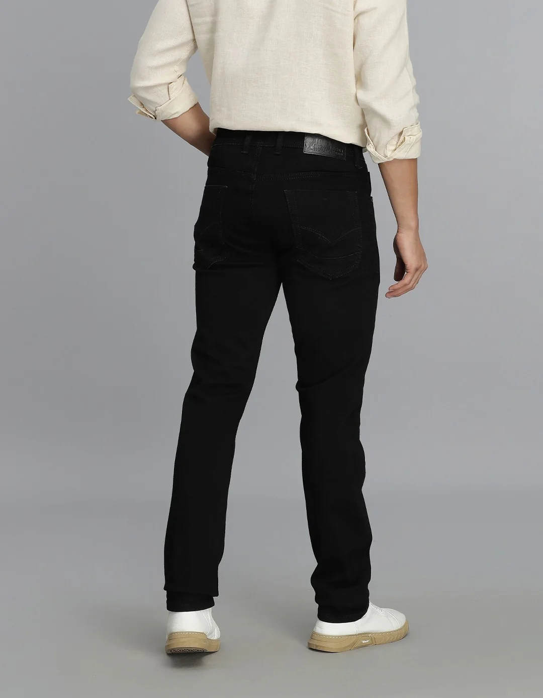 Black 5 Pocket Mid-Rise Slim Straight Fit Jeans - Image 5