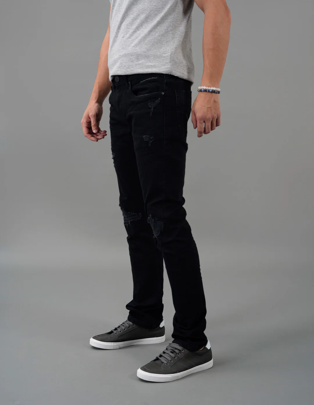 Black 5 Pocket Mid-Rise Slim Straight Fit Jeans - Image 3
