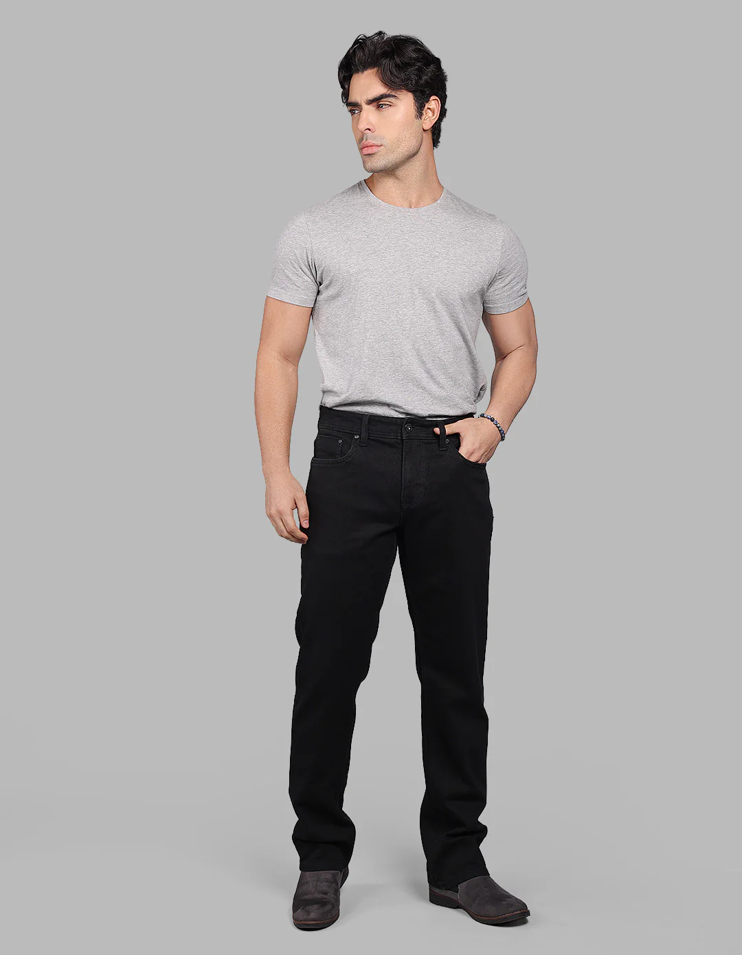 Black 5 Pocket Midrise, Comfort And Straight Fit Stretch Jeans - Image 2