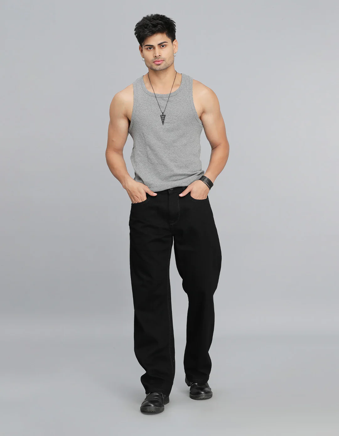 Black 5 Pocket Midrise Loose Fit Jeans - Image 2