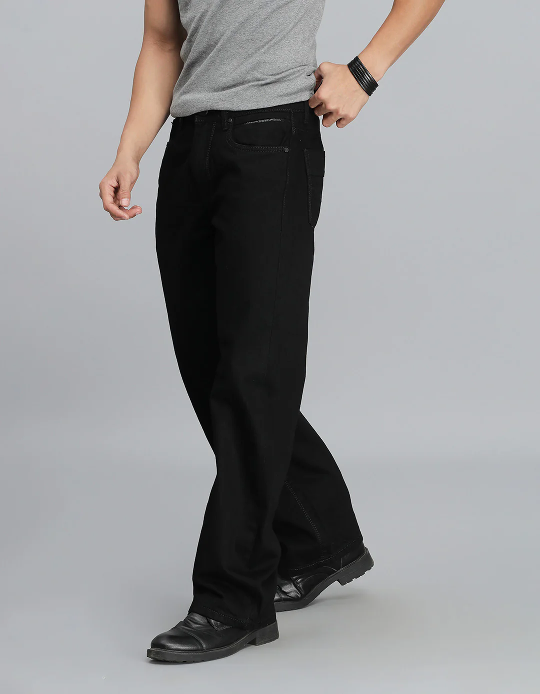 Black 5 Pocket Midrise Loose Fit Jeans - Image 3