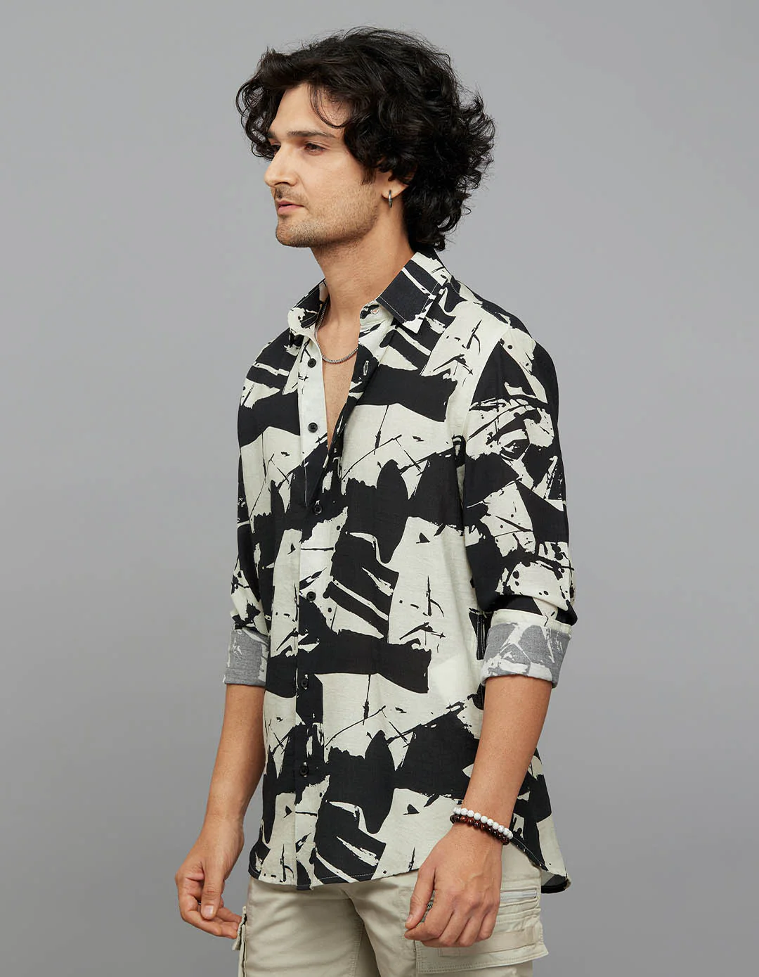 Black Cream Full Sleeves Printed Shirt - Image 3