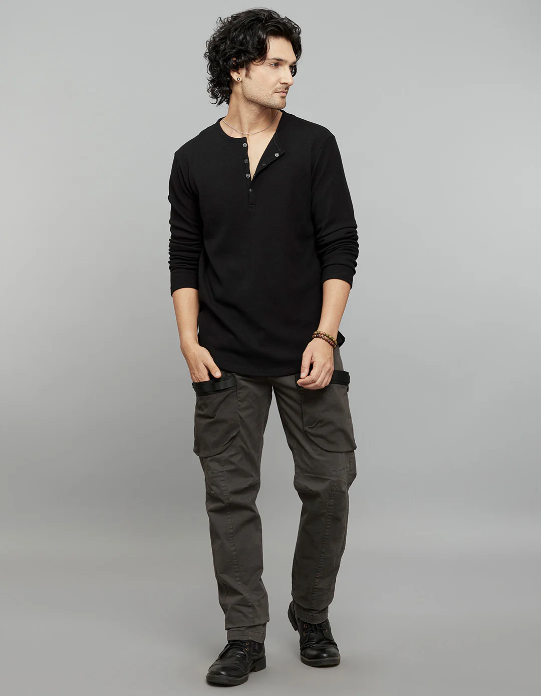 Black Full Sleeves Round Neck Tee - Image 2