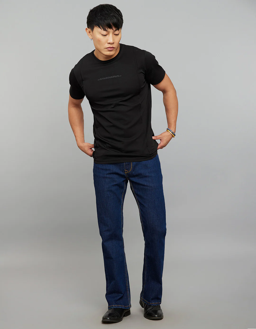 Black Half Sleeves Round Neck Tee - Image 2