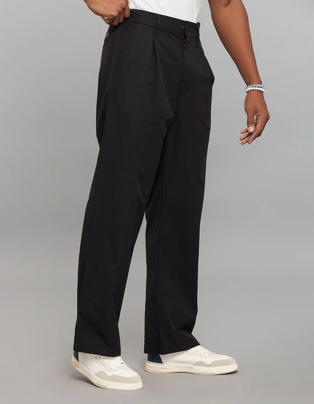 Black Pleated Korean Pants - Image 4