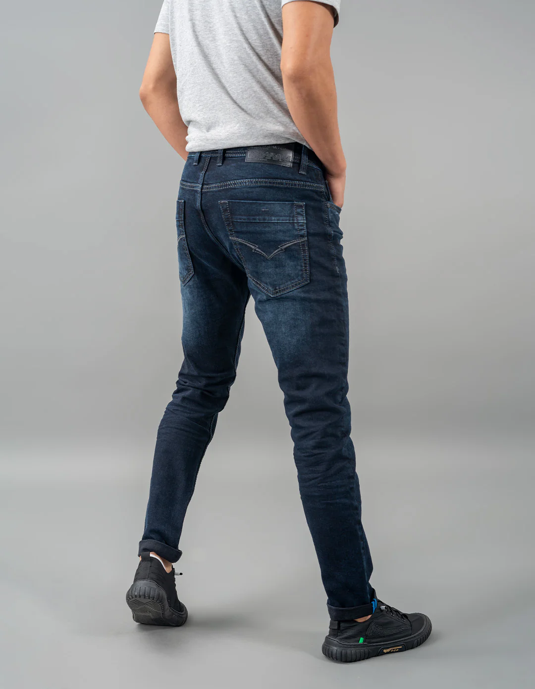 Dk Blue 5 Pocket Low-Rise Ankle Length Jeans - Image 5
