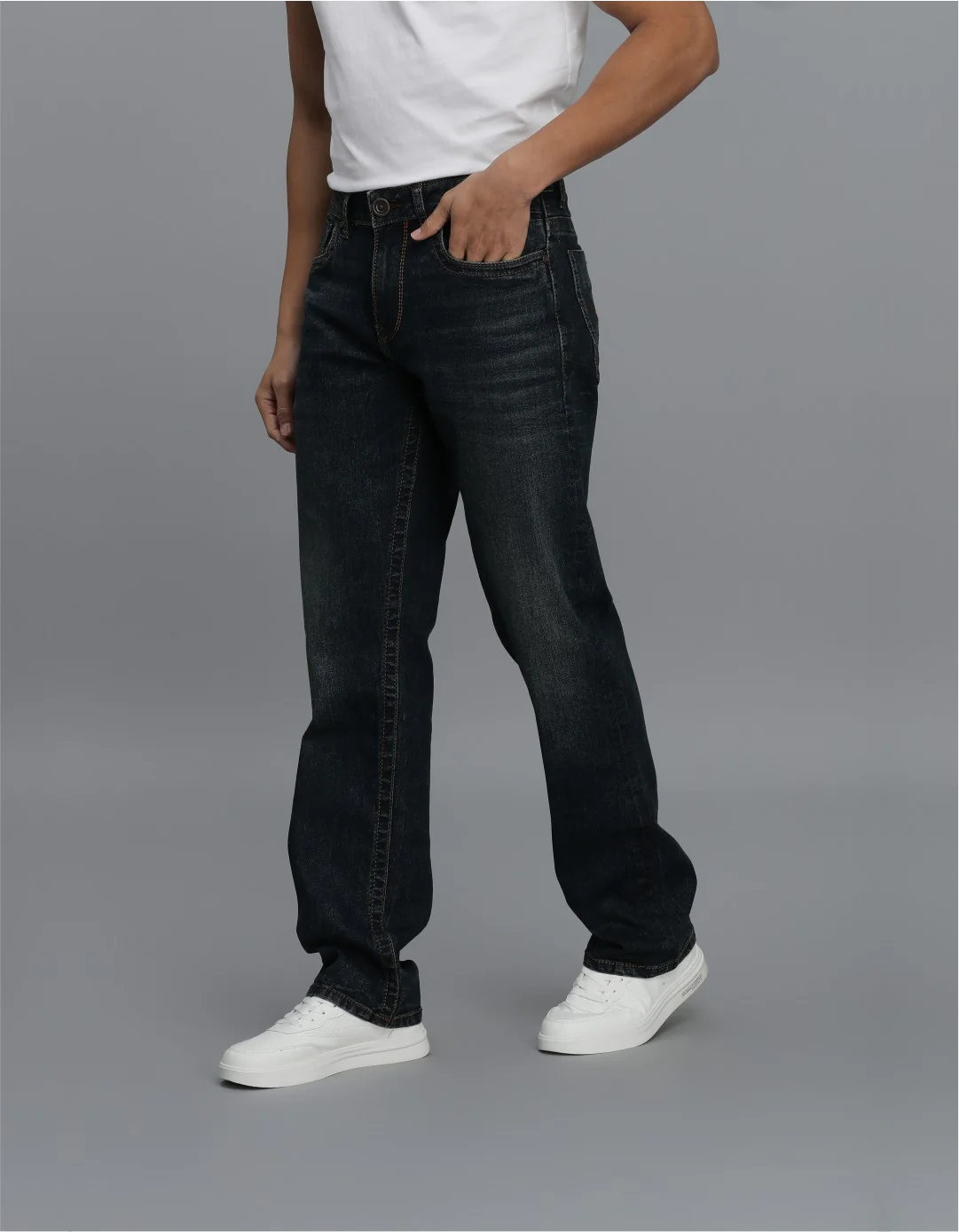 Dk Blue 5 Pocket Midrise, Comfort And Straight Fit jeans - Image 3
