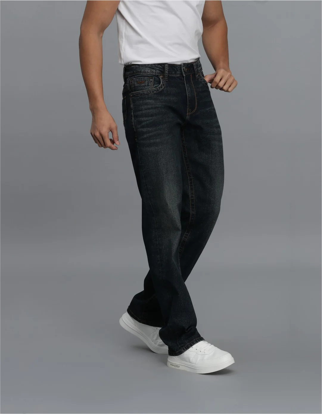 Dk Blue 5 Pocket Midrise, Comfort And Straight Fit jeans - Image 4