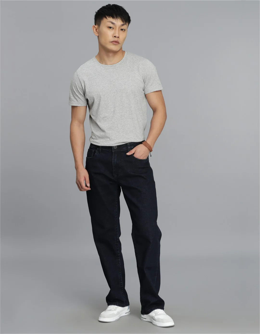 Dk Blue 5 Pocket Midrise, Comfort Straight Fit Cropped jeans - Image 2