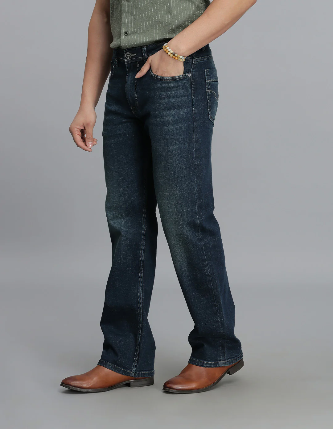 Dk Blue 5 Pocket Midrise Loose Fit jeans - Image 3