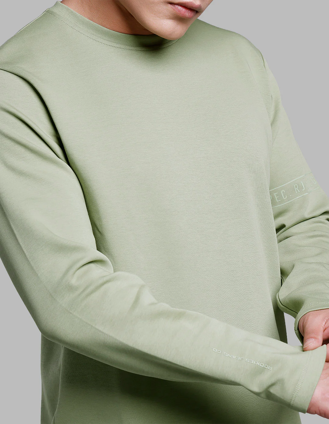 Fern Green Full Sleeves Round Neck Tee - Image 6