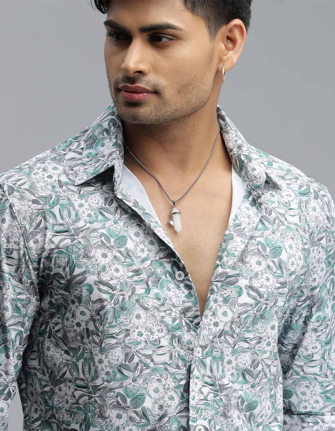 Green Full Sleeves Printed Shirt - Image 6