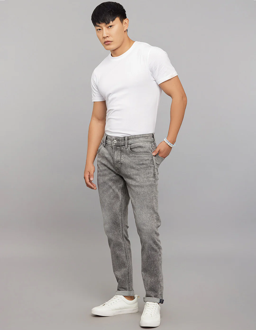 Grey 5 Pocket Low-Rise Tapered Ankle Length Classic Stretch Jeans - Image 2