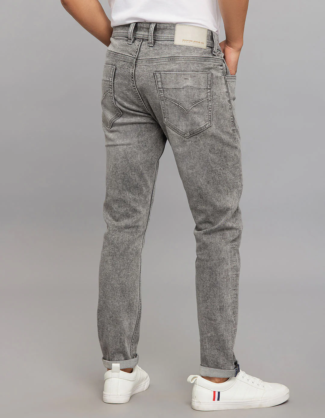 Grey 5 Pocket Low-Rise Tapered Ankle Length Classic Stretch Jeans - Image 4