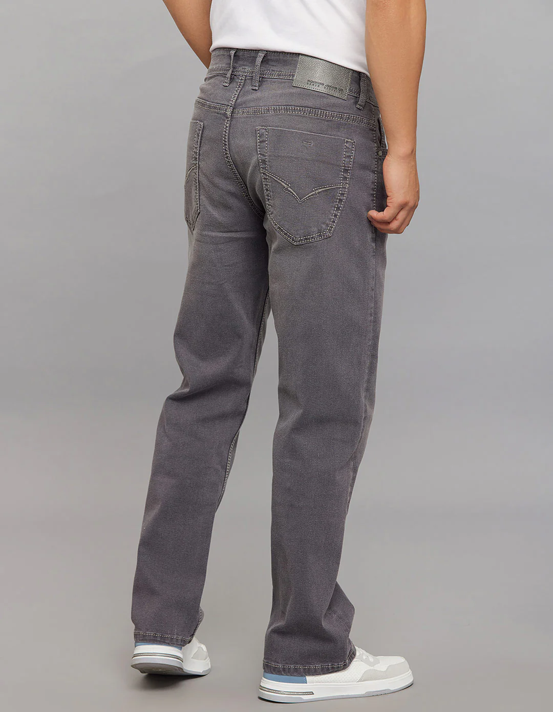 Grey 5 Pocket Midrise, Comfort And Straight Crop Length Stretch Jeans - Image 4