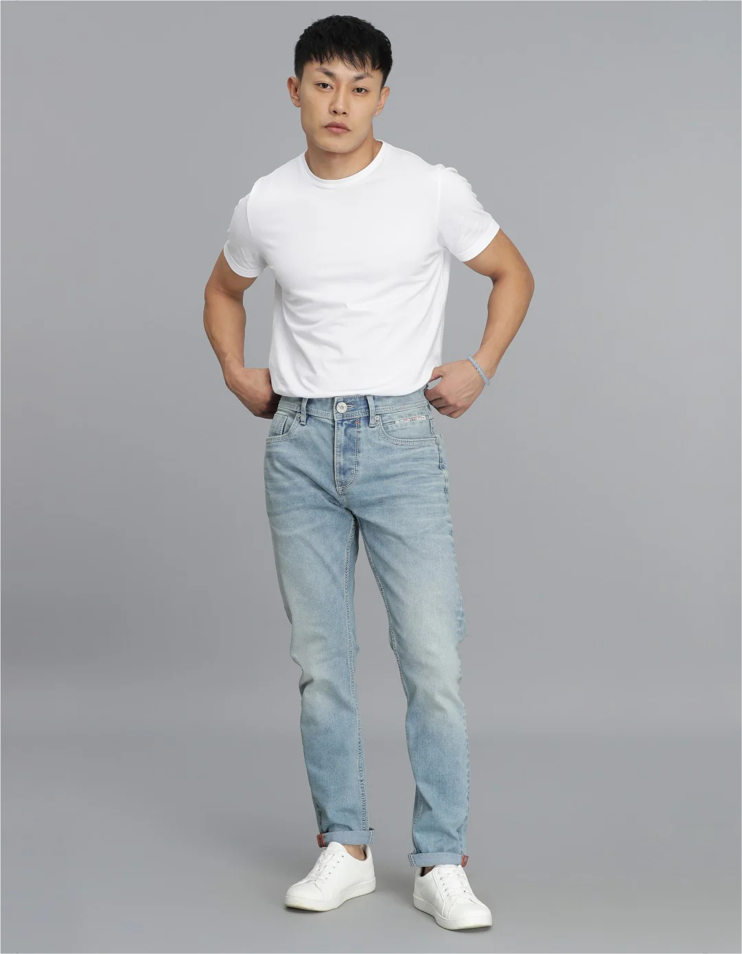 Lt Blue 5 Pocket Low-Rise Ankle Length jeans - Image 2