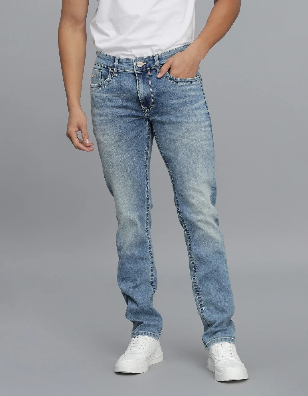 Lt Blue 5 Pocket Mid-Rise Slim Straight Fit jeans