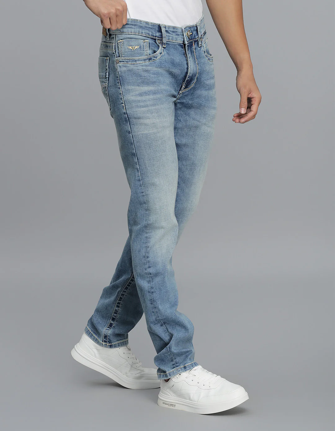 Lt Blue 5 Pocket Mid-Rise Slim Straight Fit jeans - Image 3