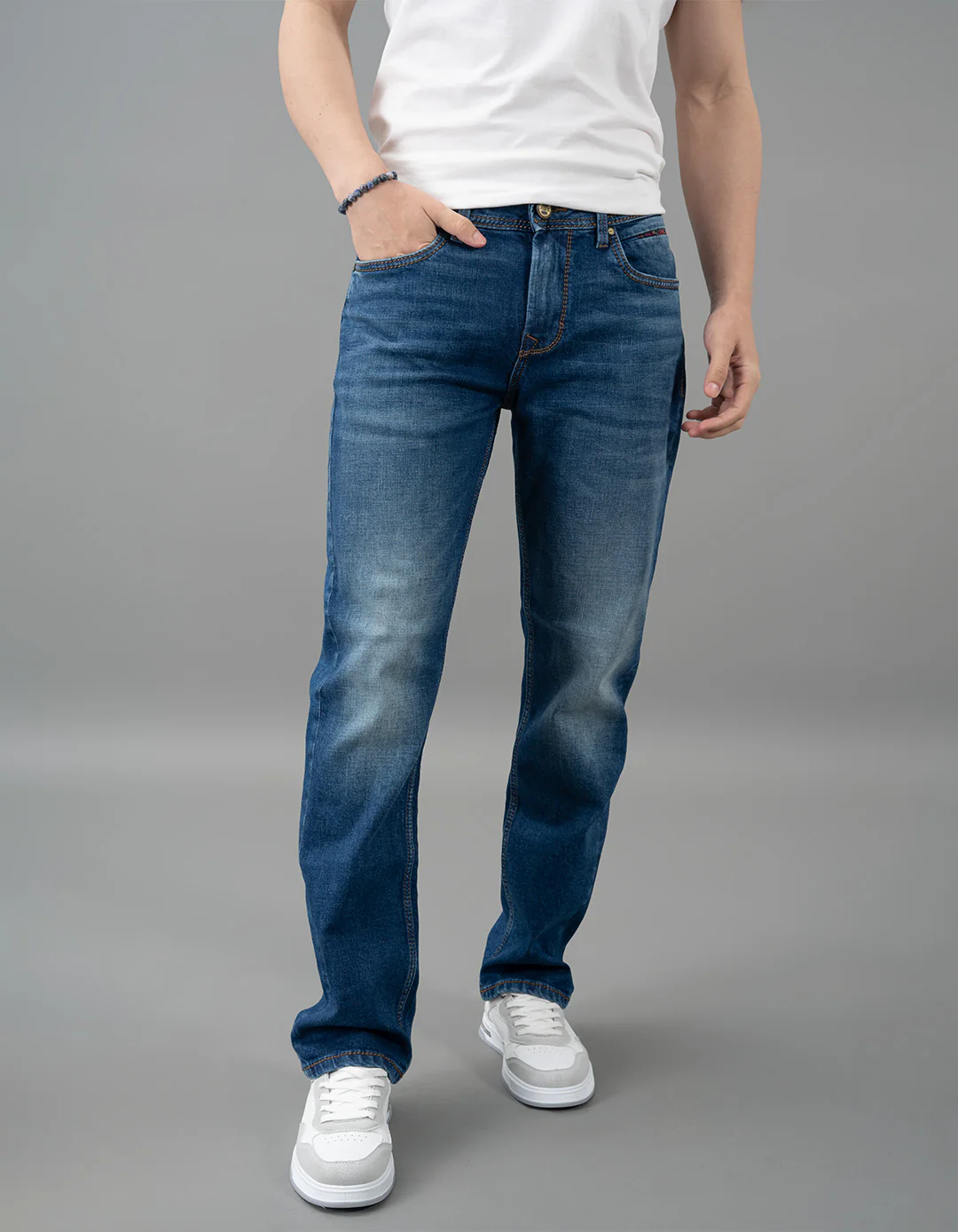 Med Blue 5 Pocket Midrise, Comfort And Straight Fit Jeans