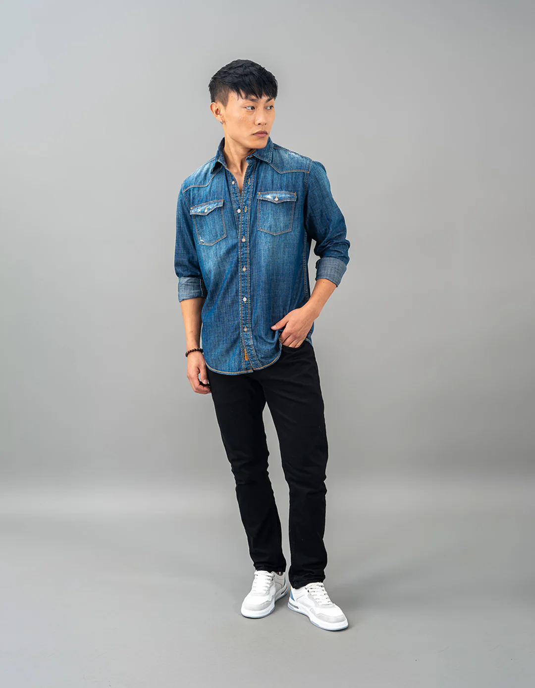 Med Blue Full Sleeve Denim Shirt - Image 7
