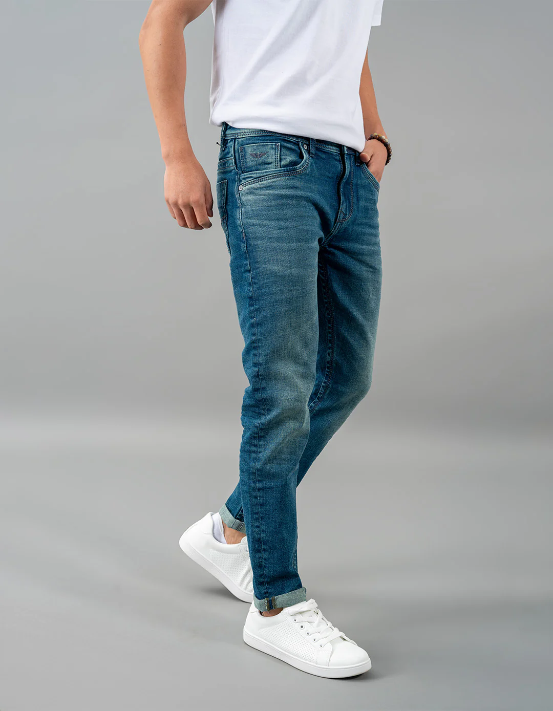 Med Blue 5 Pocket Low-Rise Ankle Length Jeans - Image 4