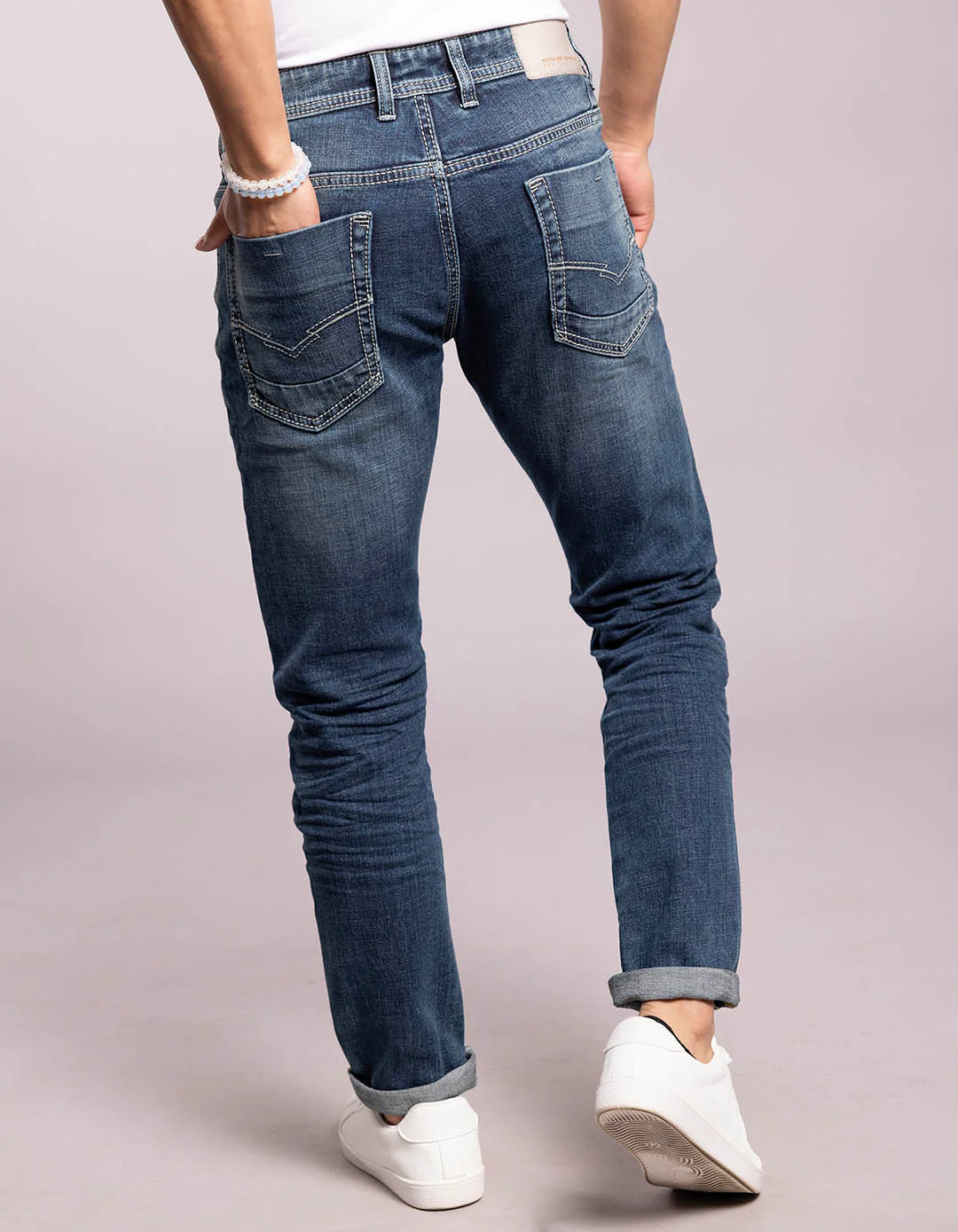 Med Blue 5 Pocket Low-Rise Ankle Length Jeans - Image 5