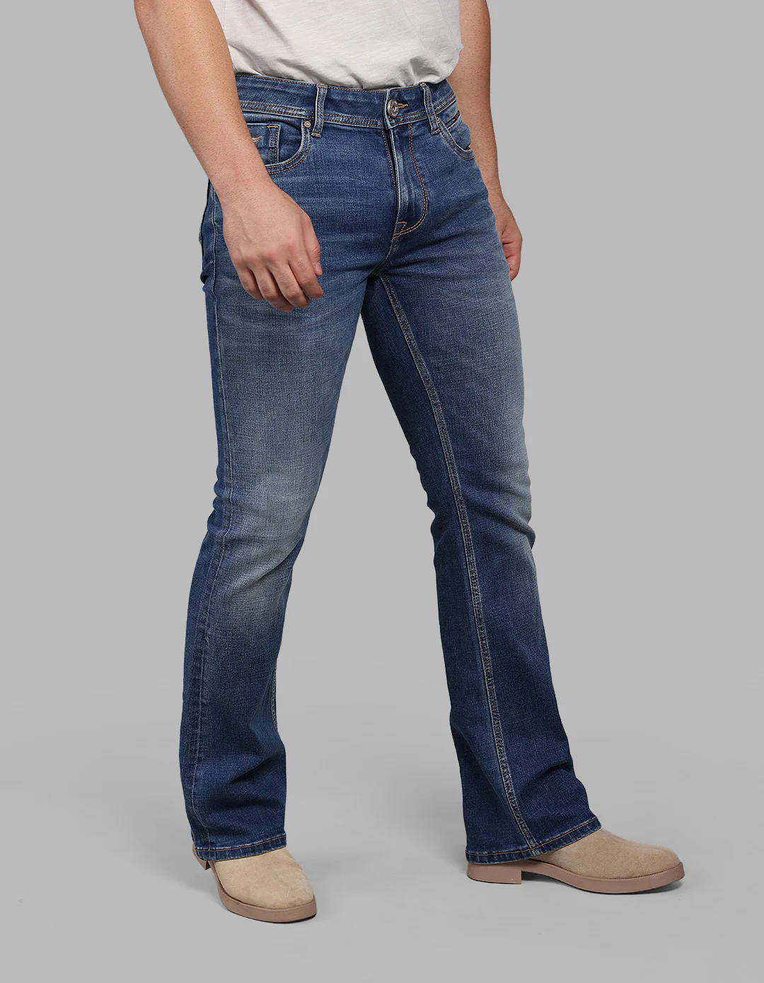 Med Blue 5 Pocket Mid Rise Cropped Length Loose Boot Leg Stretch Jeans - Image 4
