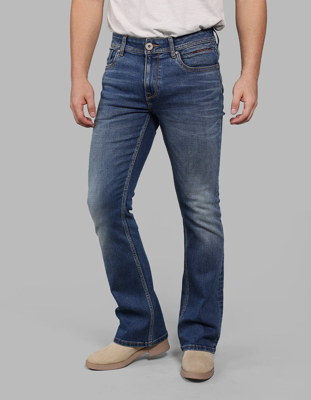Med Blue 5 Pocket Mid Rise Cropped Length Loose Boot Leg Stretch Jeans - Image 5