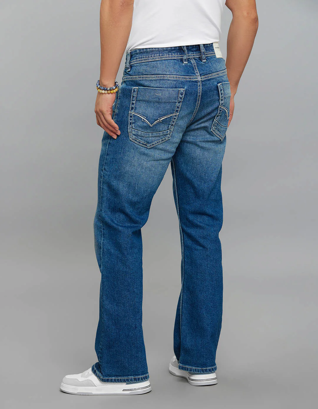 Med Blue 5 Pocket Mid Rise Cropped Length Loose Boot Leg Stretch Jeans - Image 5