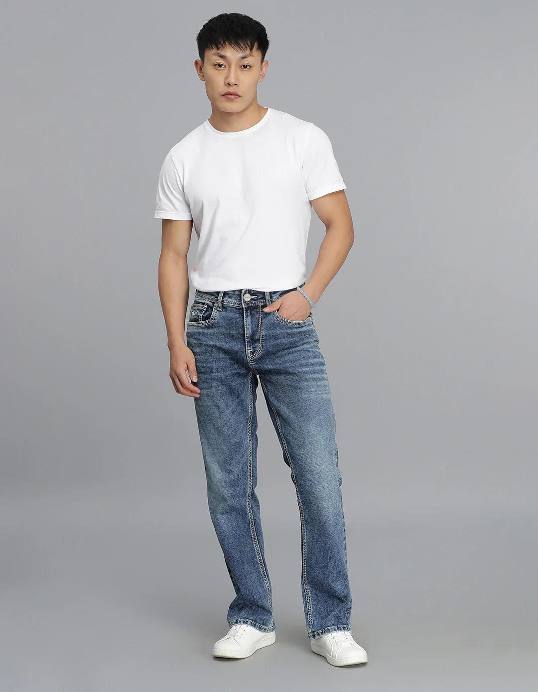 Med Blue 5 Pocket Mid Rise Loose Boot Leg Cropped Jeans - Image 2