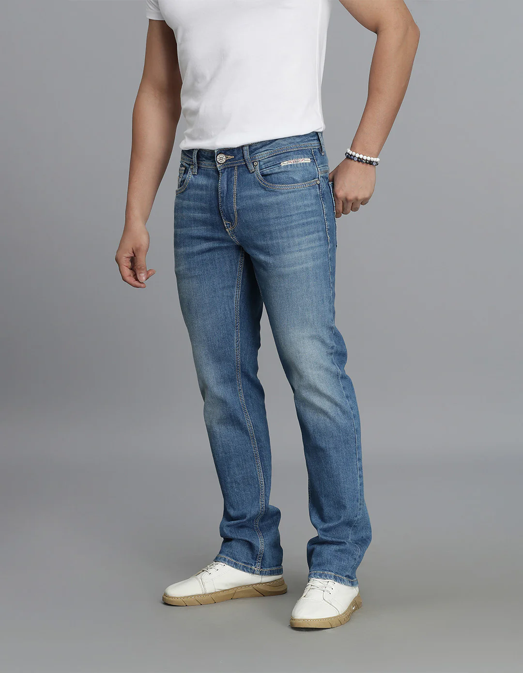 Med Blue 5 Pocket Mid Rise Loose Boot Leg jeans - Image 3