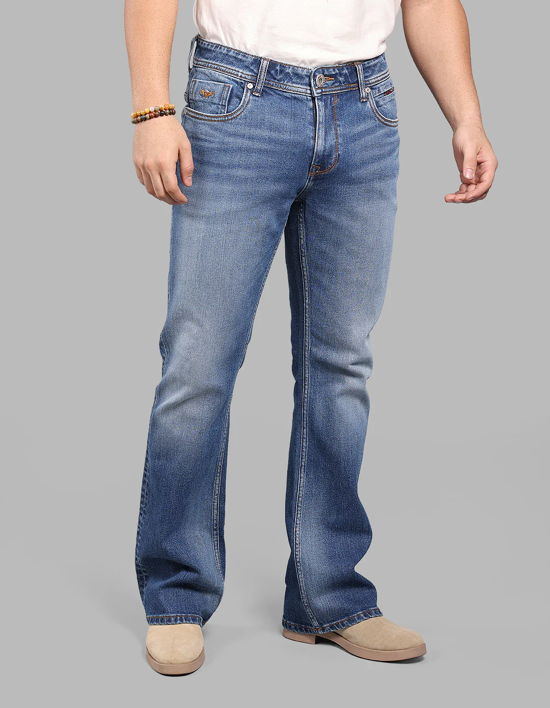 Med Blue 5 Pocket Mid Rise Loose Boot Leg Stretch Jeans - Image 5