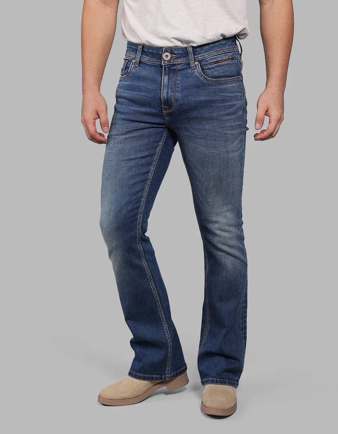 Med Blue 5 Pocket Mid Rise Loose Boot Leg Stretch Jeans - Image 4