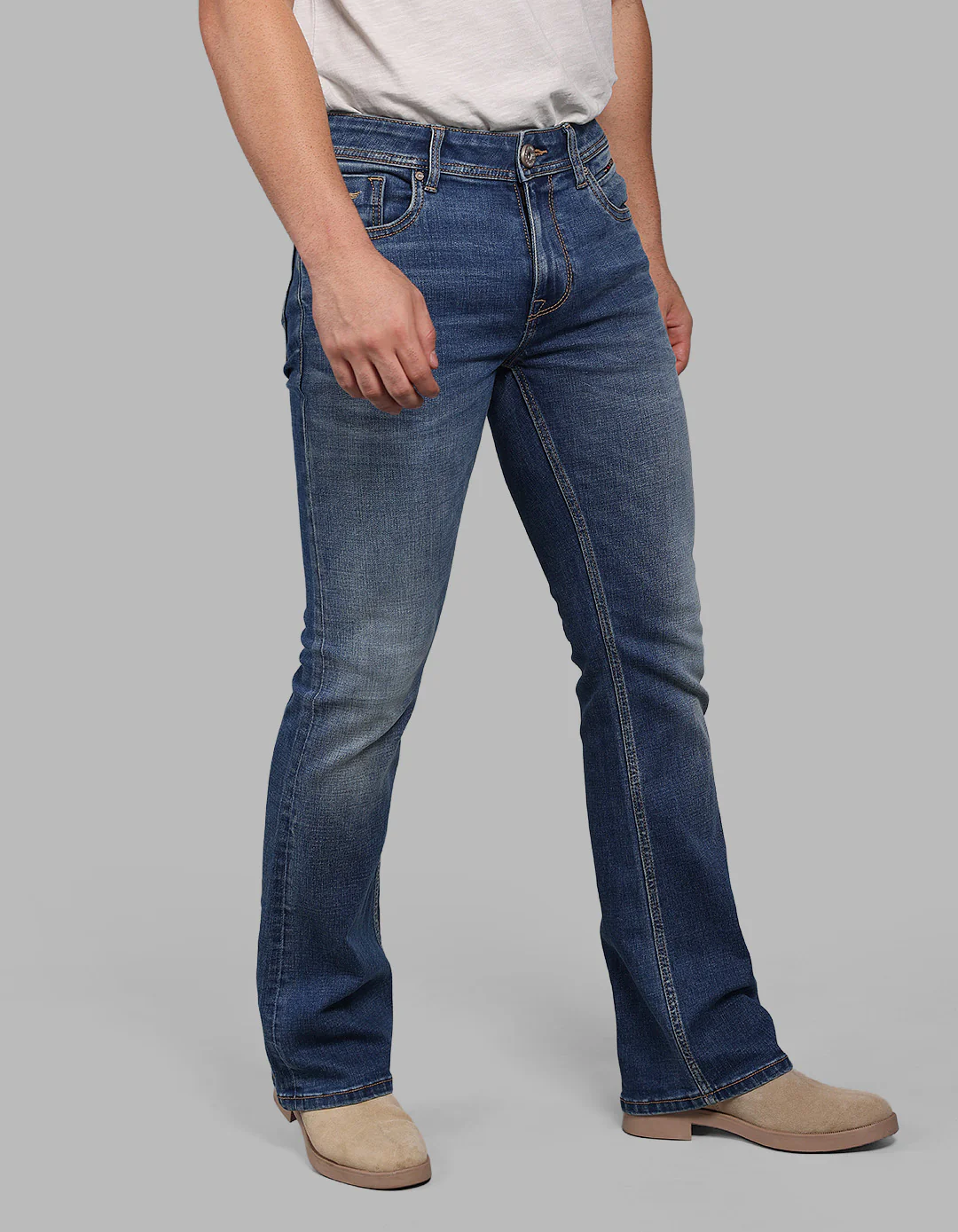 Med Blue 5 Pocket Mid Rise Loose Boot Leg Stretch Jeans - Image 6