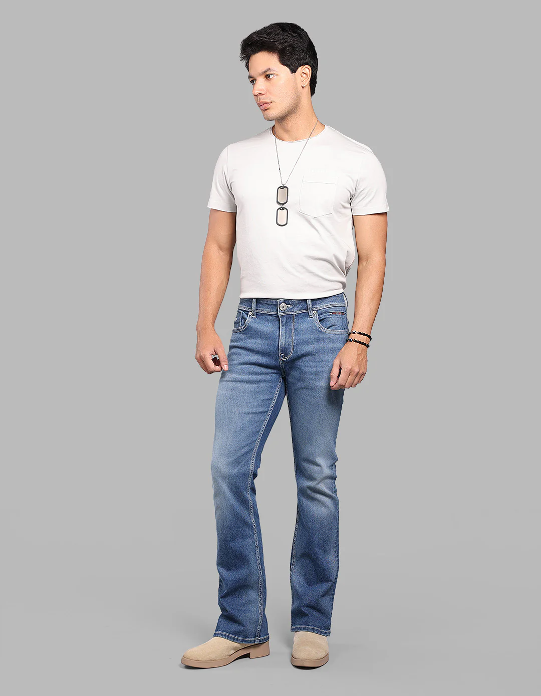 Med Blue 5 Pocket Mid Rise Loose Boot Leg Stretch Jeans - Image 2