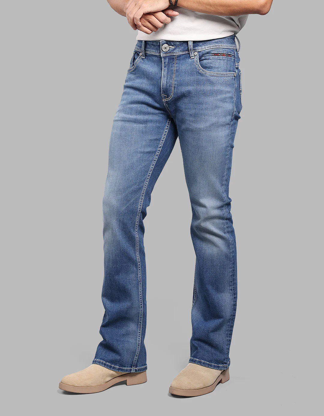 Med Blue 5 Pocket Mid Rise Loose Boot Leg Stretch Jeans - Image 3