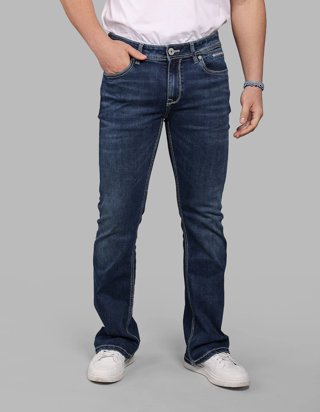 Med Blue 5 Pocket Mid Rise Loose Boot Leg Stretch Jeans