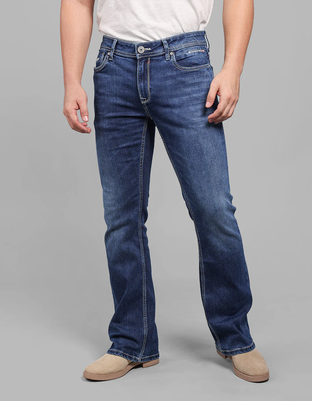 Med Blue 5 Pocket Mid Rise Loose Boot Leg Stretch Jeans