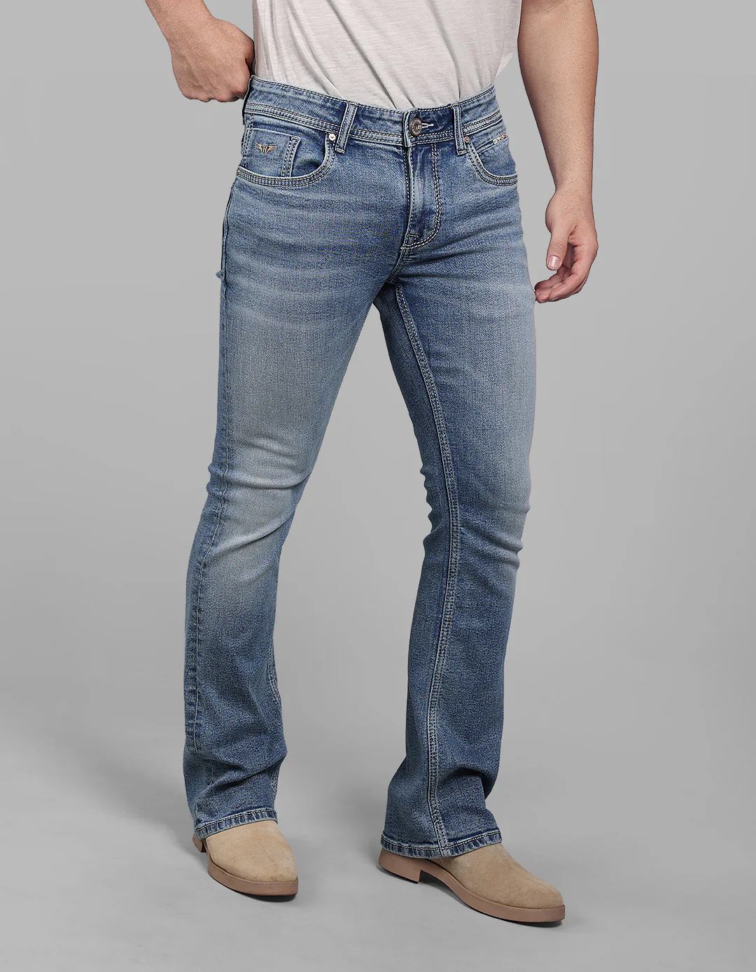 Med Blue 5 Pocket Mid Rise Loose Boot Leg Stretch Jeans - Image 5