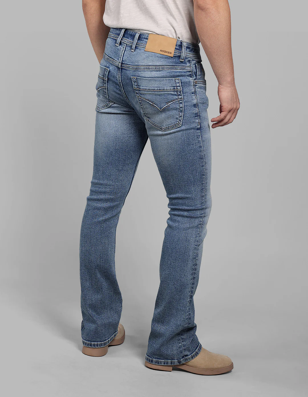 Med Blue 5 Pocket Mid Rise Loose Boot Leg Stretch Jeans - Image 6