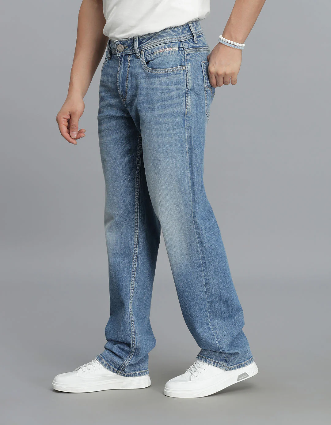 Med Blue 5 Pocket Midrise, Comfort And Straight Fit jeans - Image 3