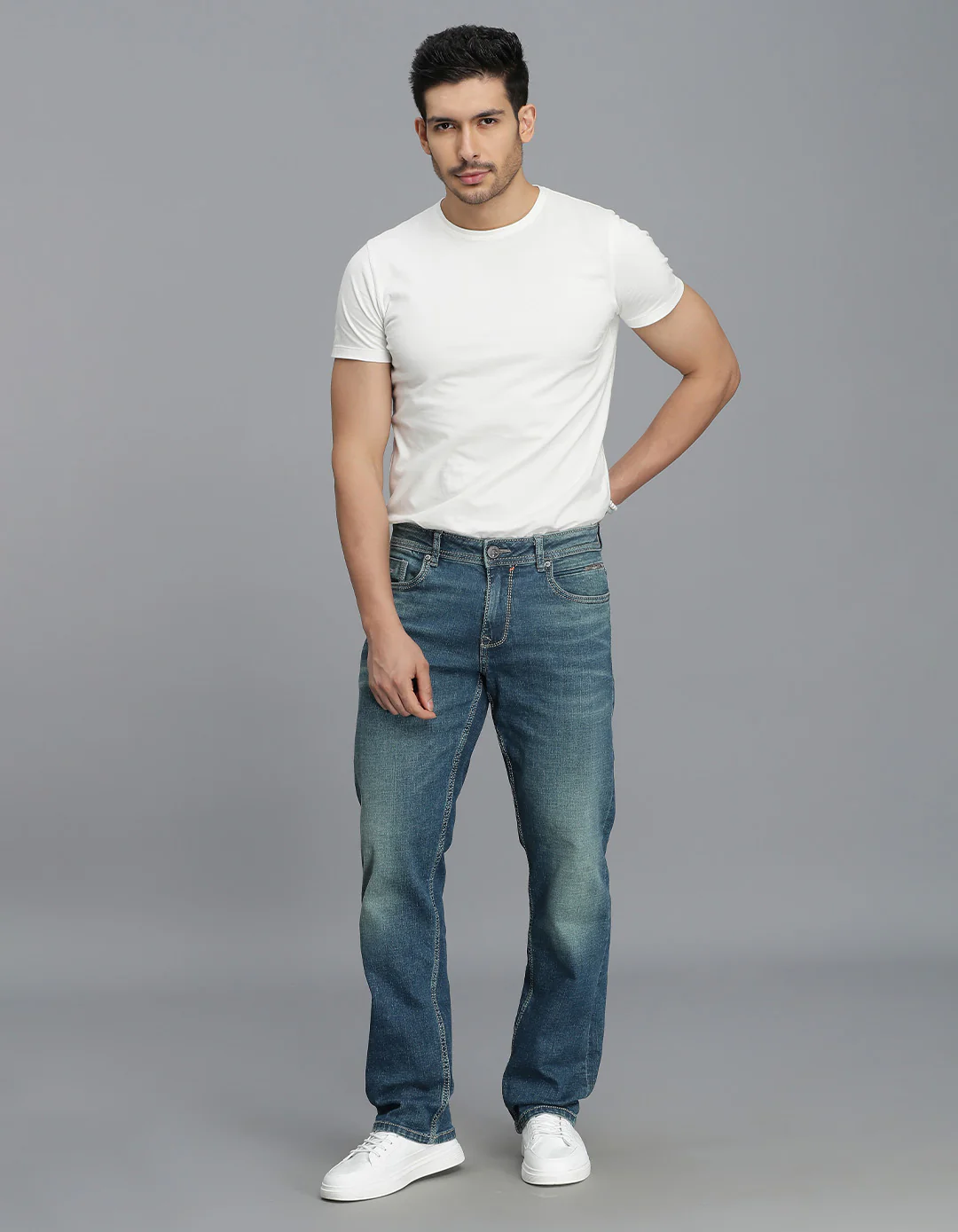 Med Blue 5 Pocket Midrise, Comfort And Straight Fit jeans - Image 2