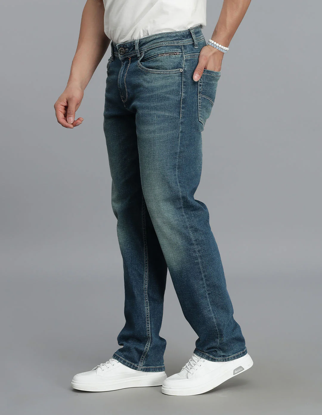 Med Blue 5 Pocket Midrise, Comfort And Straight Fit jeans - Image 3