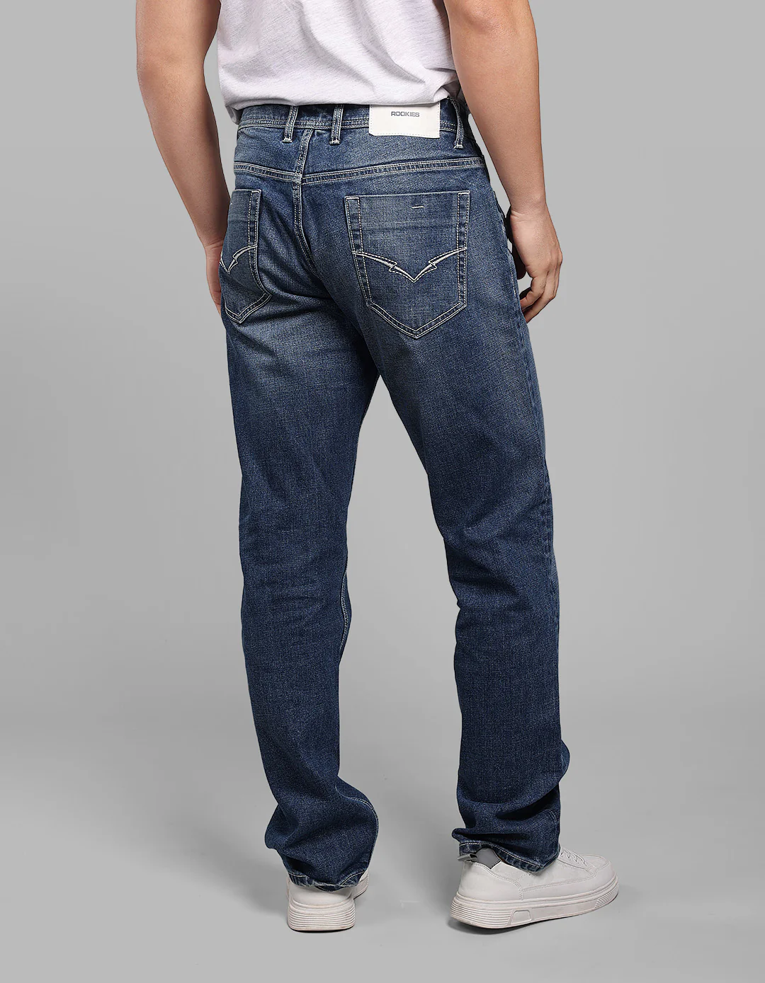Med Blue 5 Pocket Midrise, Comfort And Straight Fit Stretch Jeans - Image 5