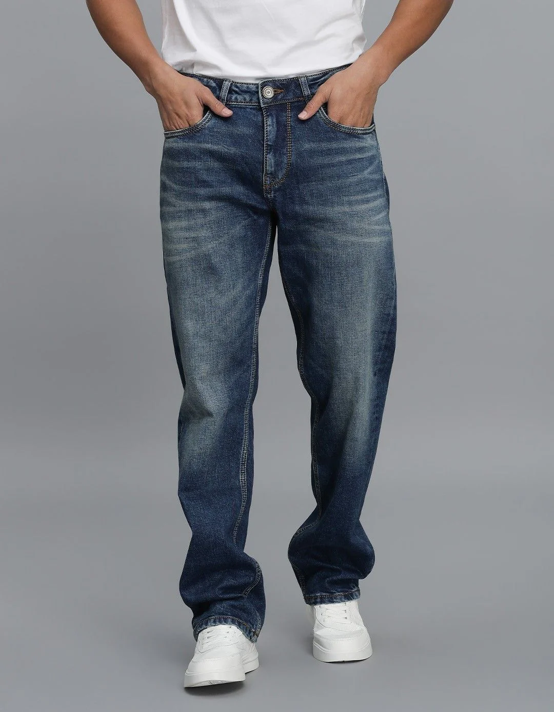 Med Blue 5 Pocket Midrise, Comfort And Straight Fit jeans