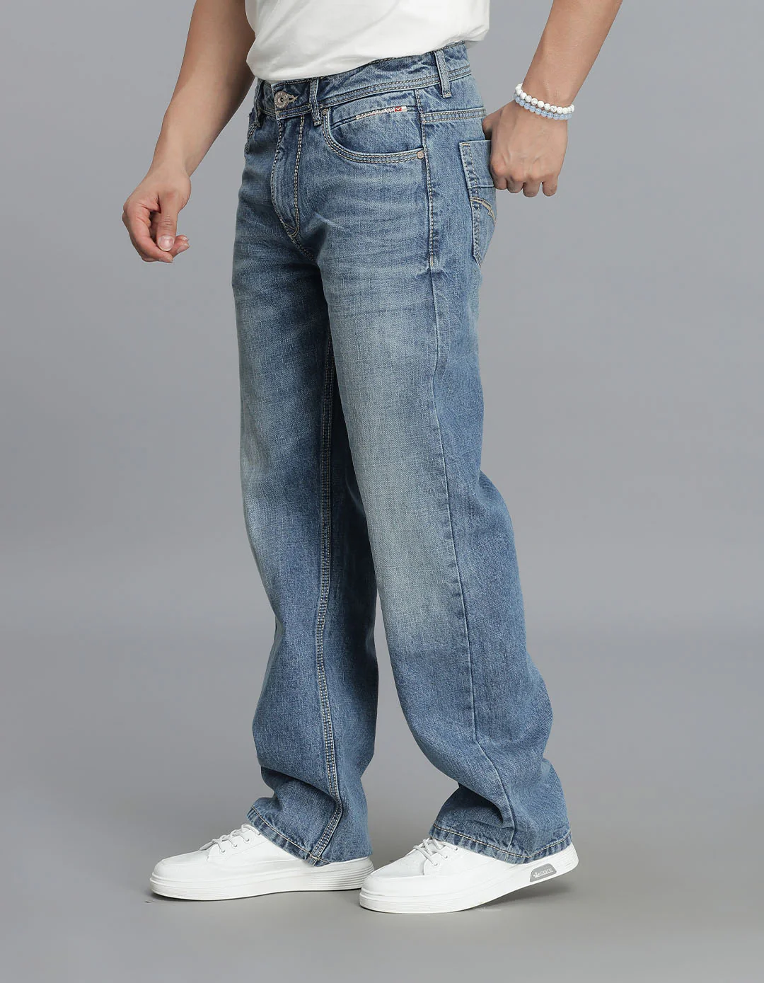 Med Blue 5 Pocket Midrise Loose Fit jeans - Image 3