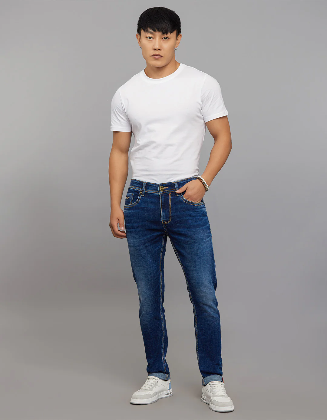 Medium Blue 5 Pocket Low-Rise Tapered Ankle Length Stretch Jeans - Image 2